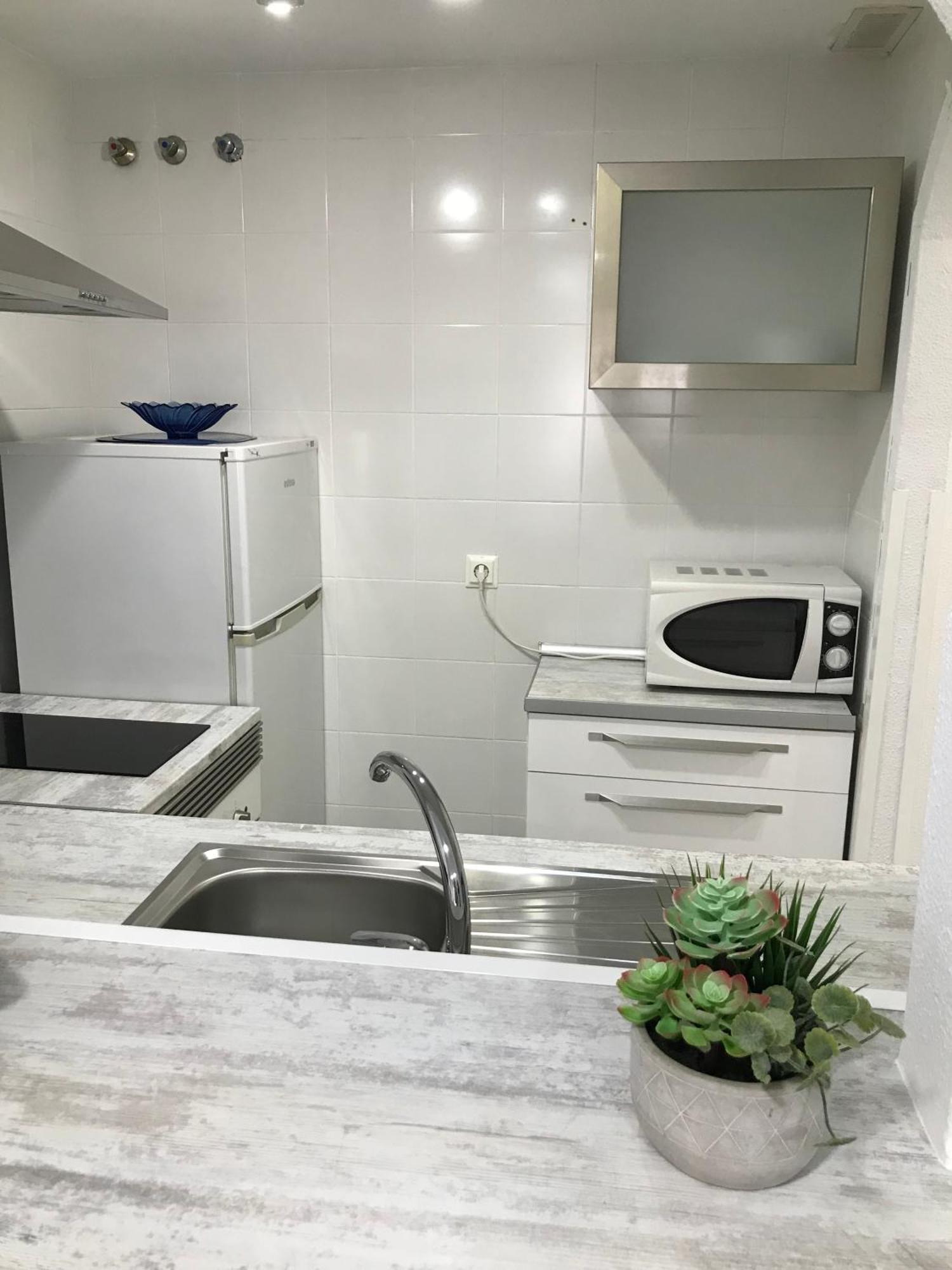 Apartamentos Laguna Beach ตอร์ร็อกซ์ ภายนอก รูปภาพ